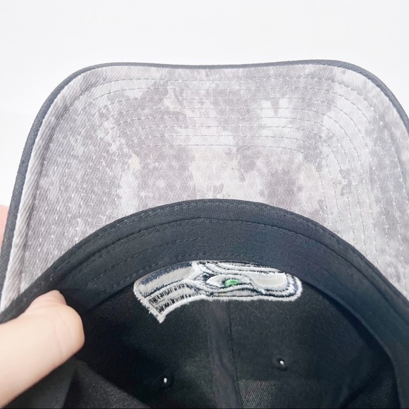 Reebok Seattle Seahawks Blue Baseball Hat Men’s Size L X-LARGE - Picture 5 of 5